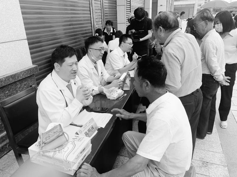 福清市医院大型义诊活动走进江阴镇