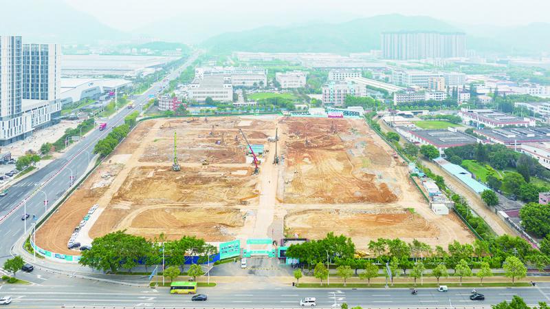 福清汽车城项目建设正酣