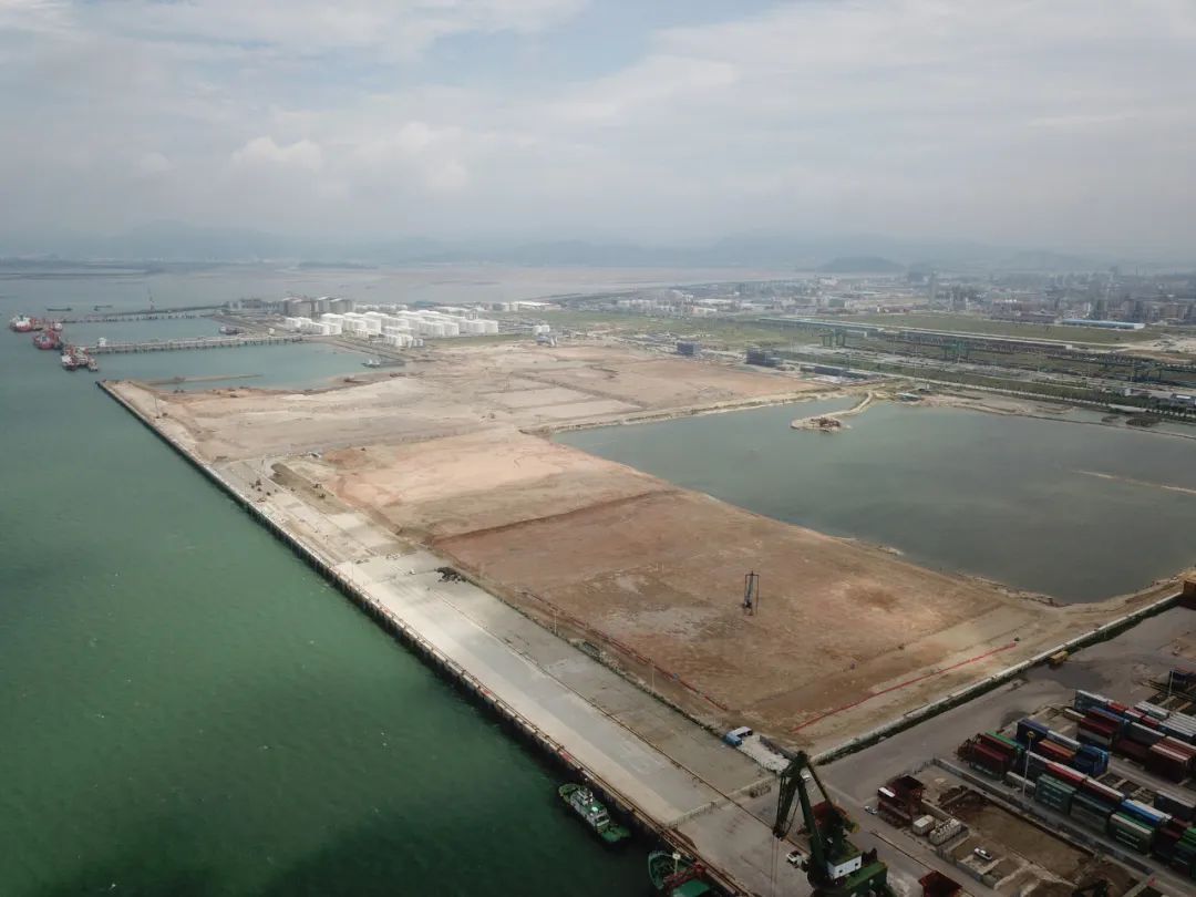 江阴港区6号7号泊位扩能工程初步设计通过专家评审